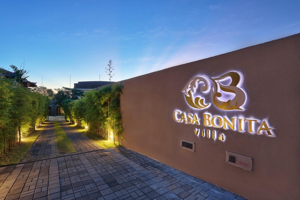 Casa Bonita Villa Bali Jimbaran Exteriör bild
